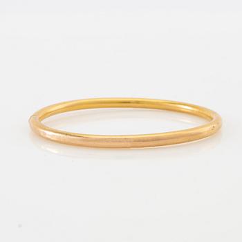 Bracelet 14K gold.