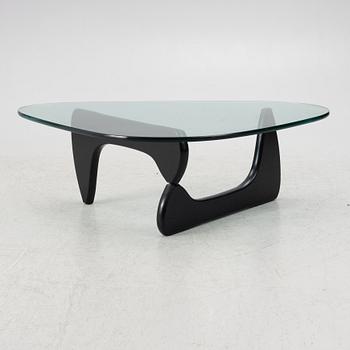 Isamu Noguchi, a 'Noguchi' coffee table, Vitra.