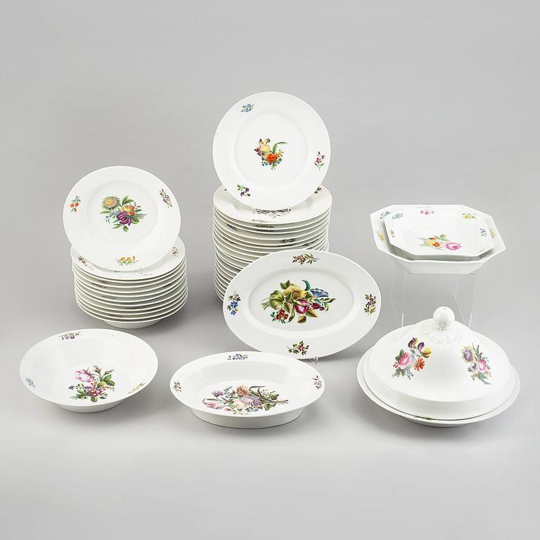 A 19th century 42-pcs porcelain dinner set, Berlin.