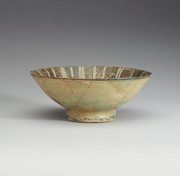 SKÅL. Diameter 20,5 cm. Iran, Keshan 1100-tal.