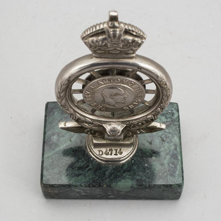 BILKYLARPRYDNAD, metall, Elkinston & Co Ltd, England, 1900-talets första hälft.