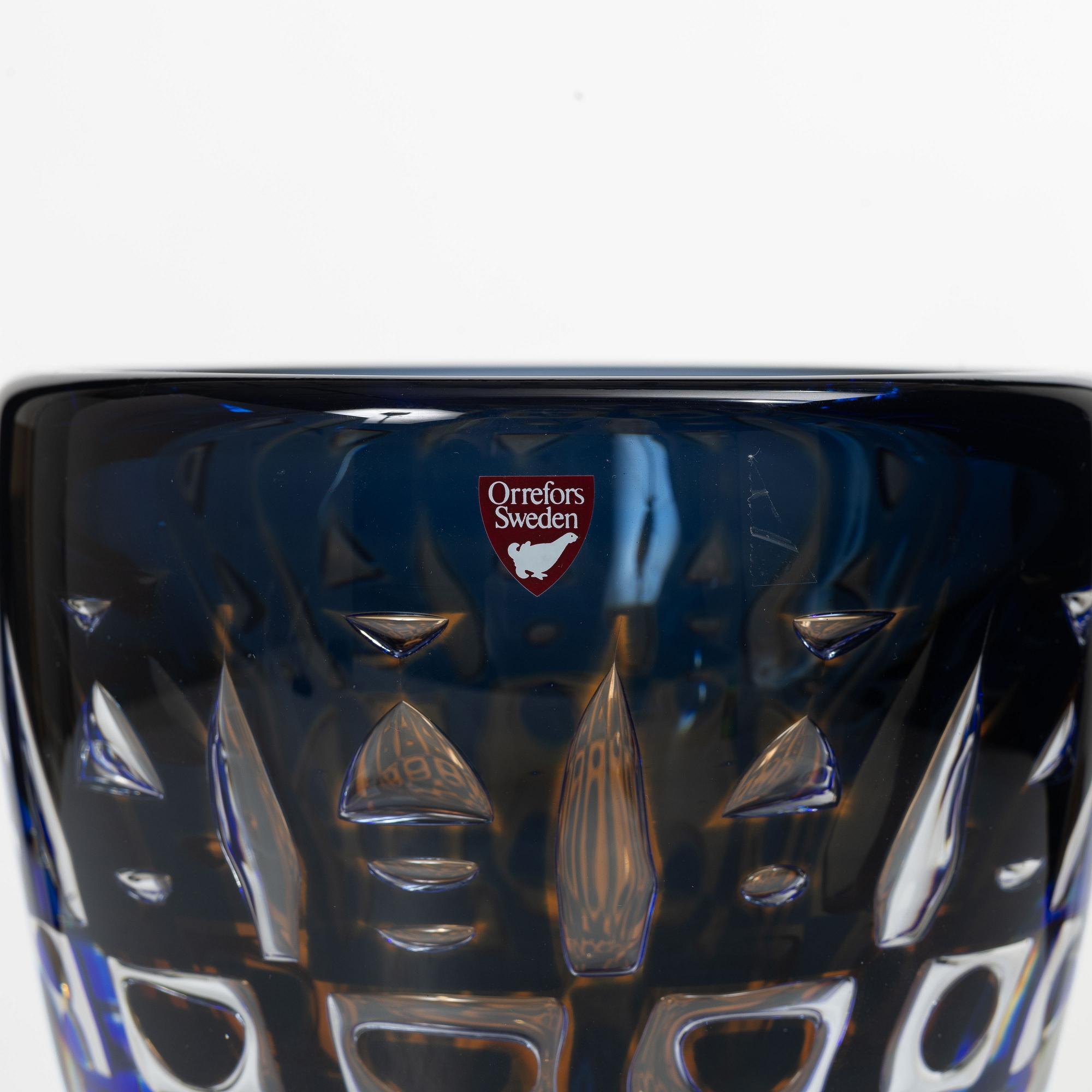 Ingeborg Lundin, a vase, Ariel, Orrefors, 1986.