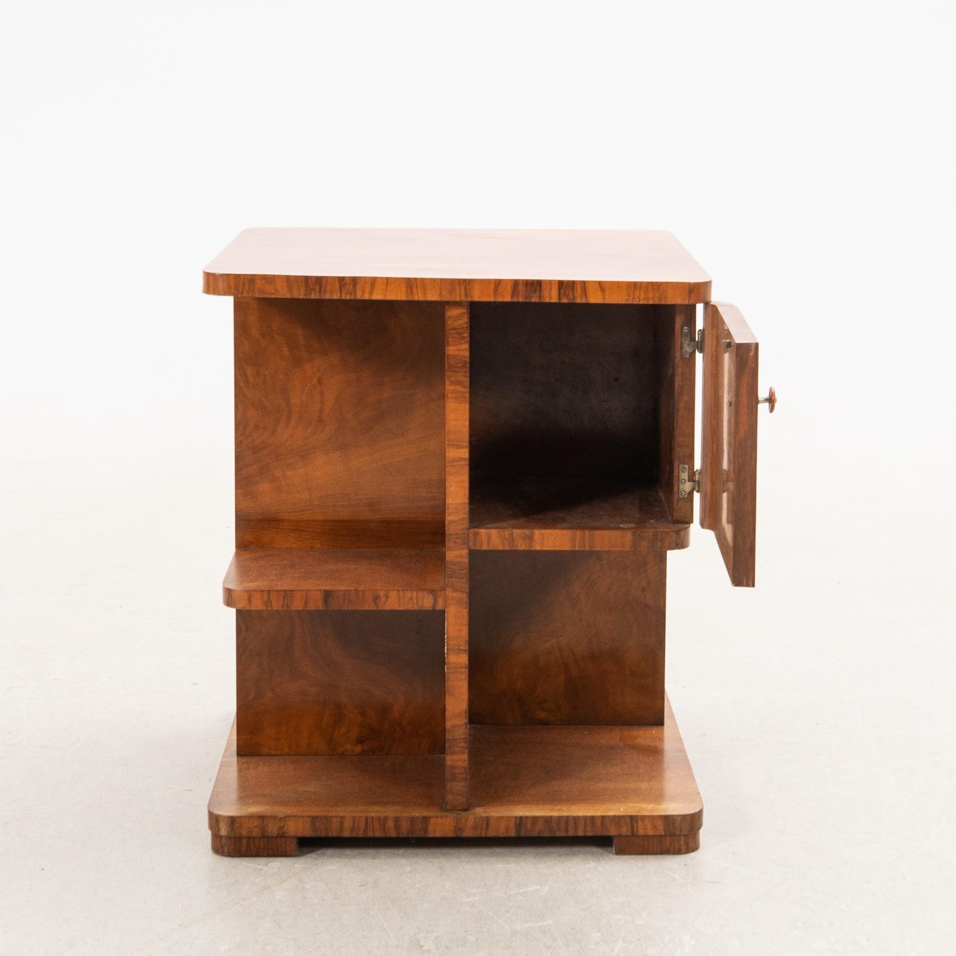 Side table, first half of the 20th century.