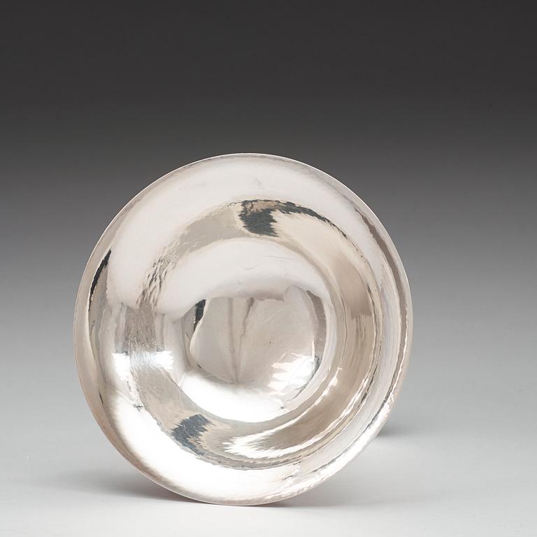 A Georg Jensen sterling bowl, design nr 263B, Copenhagen 1945-77.