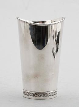BÄGARE, sterlingsilver, Helge Lundgren, K Andersson, Stockholm 1958. Vikt ca 332 g.