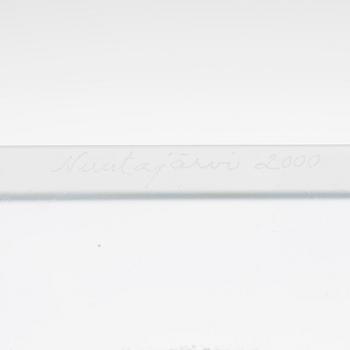 Oiva Toikka, vuosikuutio 2000, signeerattu Oiva Toikka Nuutajärvi 2000, 932/2000.