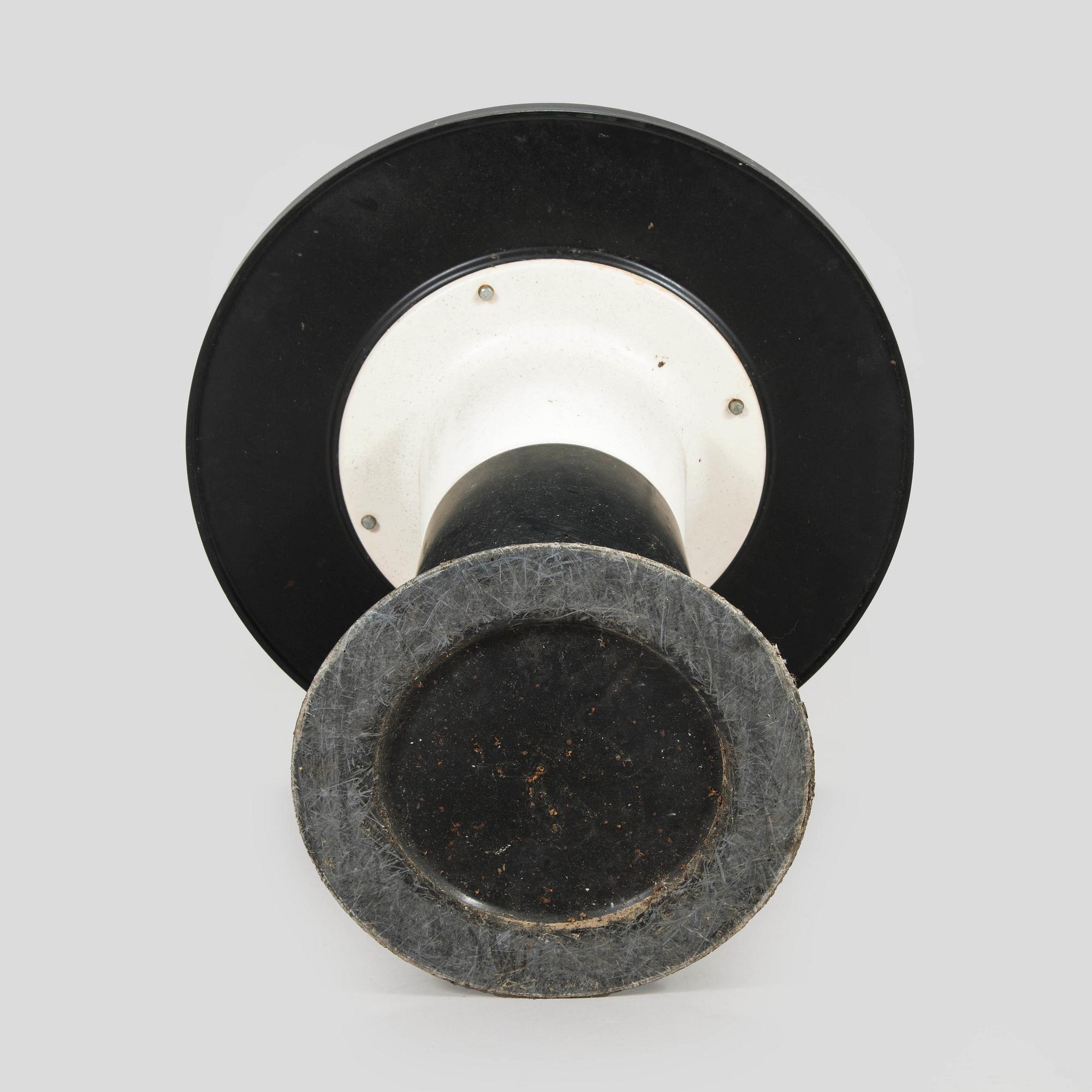 Yrjö Kukkapuro, a 1970s 'Saturnus' table, made to order, Haimi.