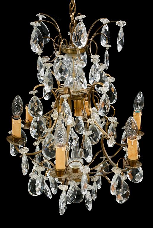 A mid 1900s chandelier, height ca 65 cm.