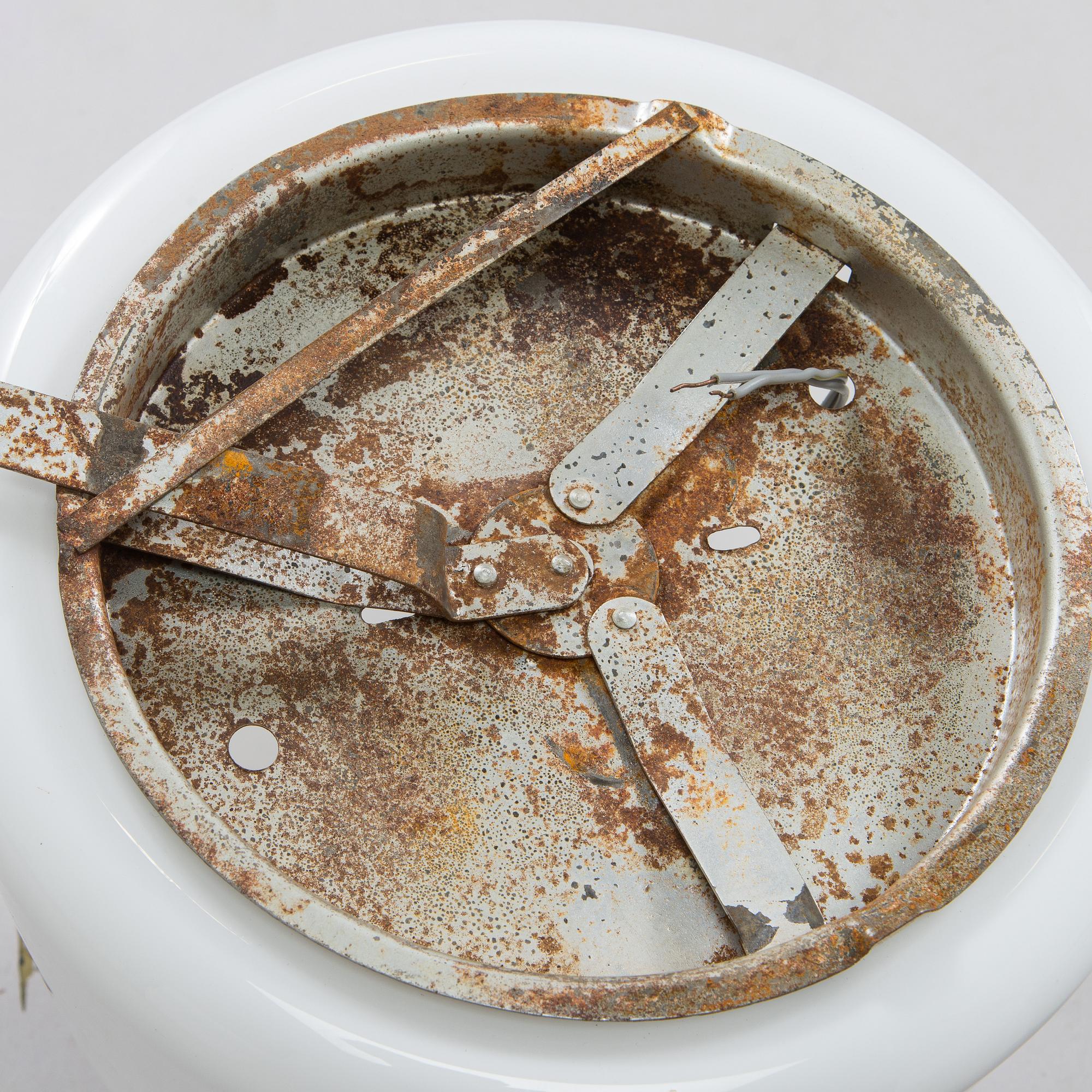 Paavo Tynell, a pair of mid-20th-century '80112-30' ceiling lights for Idman.