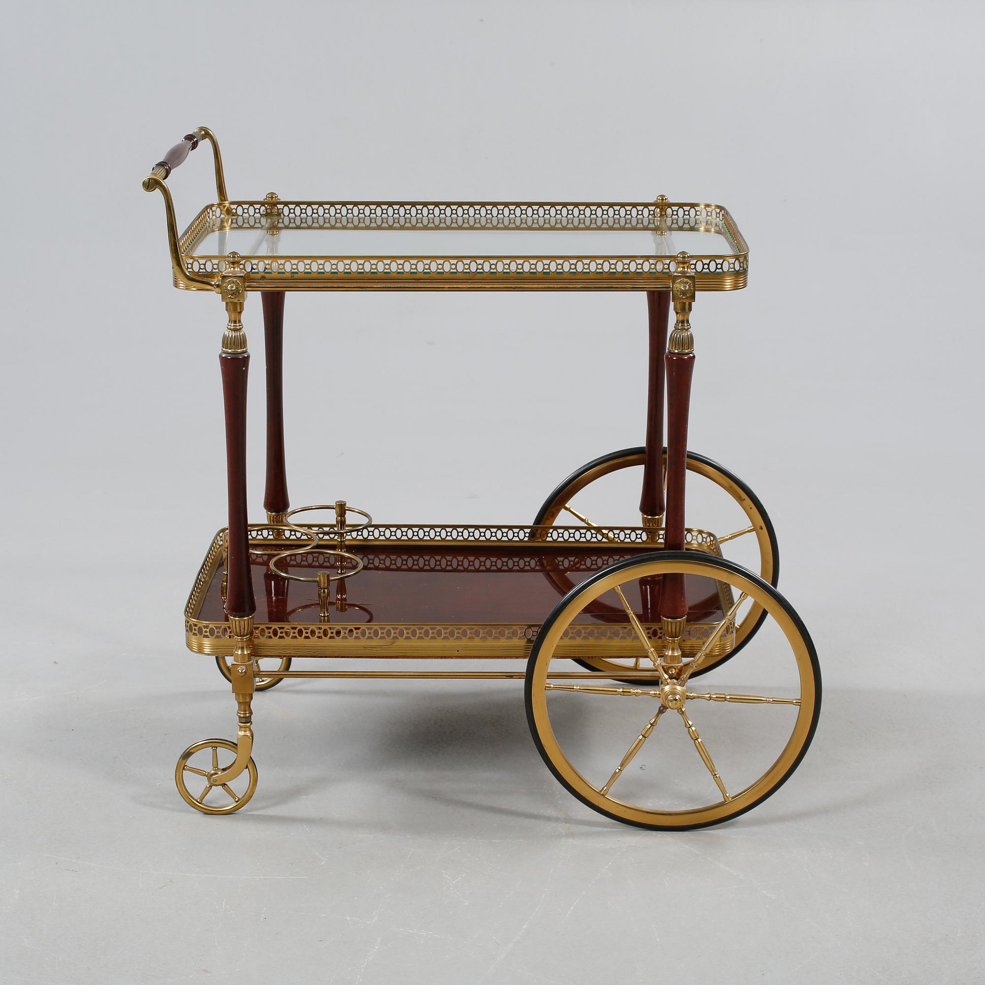 SERVERINGSVAGN, 1900-talets andra hälft.