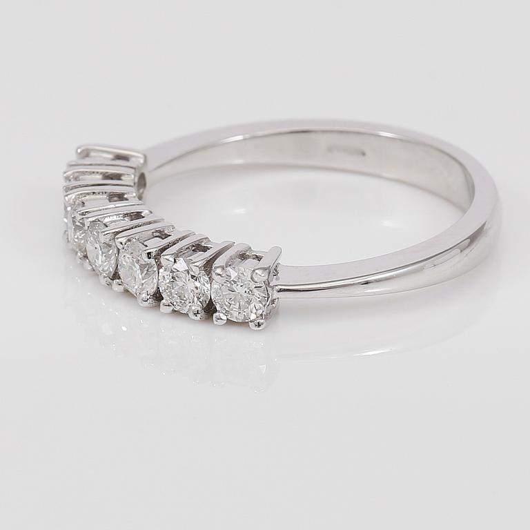 RING, briljantslipade diamanter totalt ca 0,60 ct.