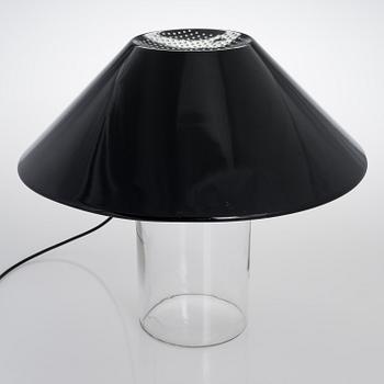A mid 20th century table lamp.