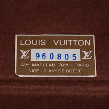 LOUIS VUITTON, a monogram canvas suitcase, "Le Loziné".