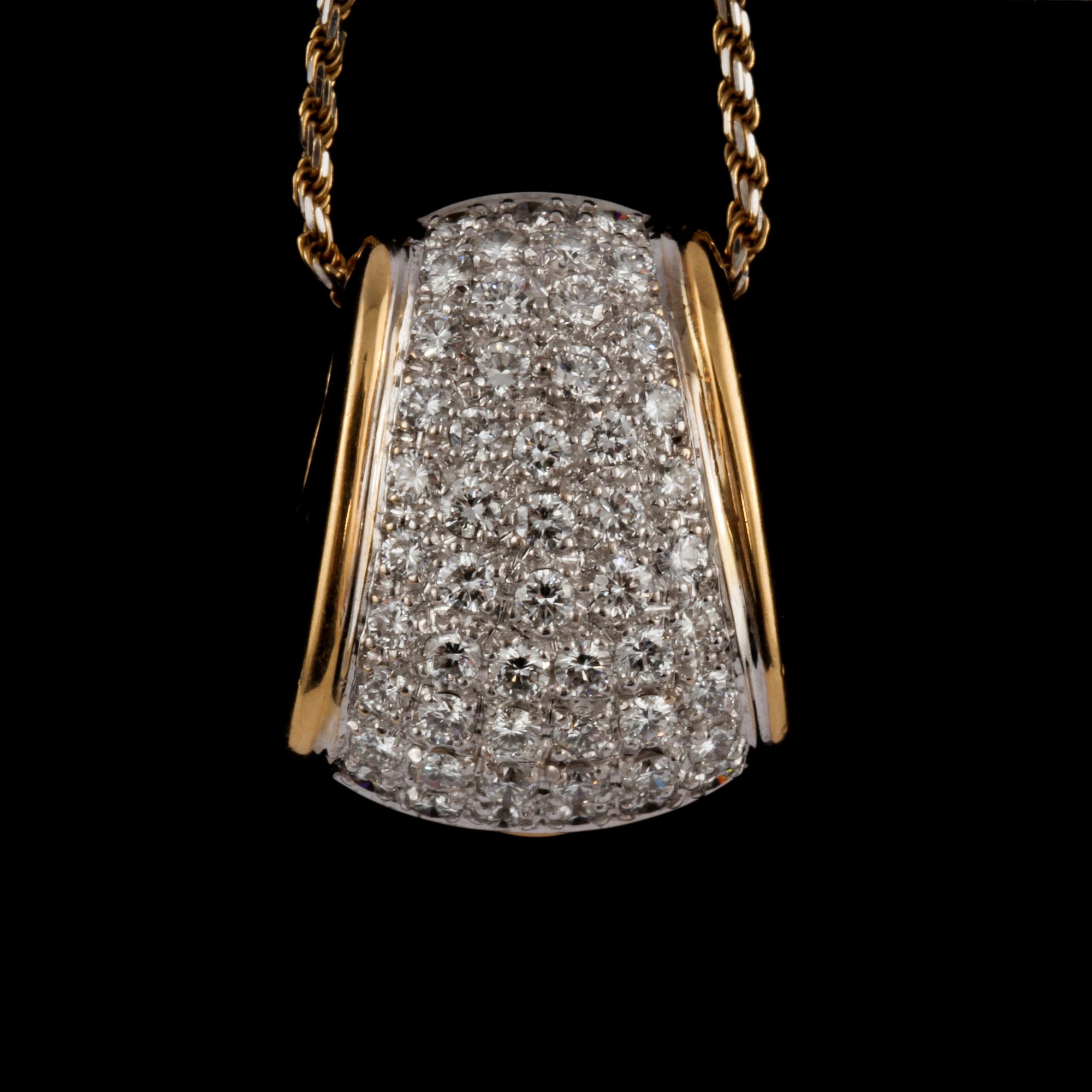 HÄNGE, 18k guld med briljantslipade diamanter, ca 2.00 ct, C Natasha. Vikt 9 g.