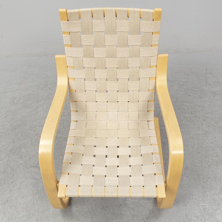 ALVAR AALTO, a model 406 armchair, Artek, Finland, late 20th Century.