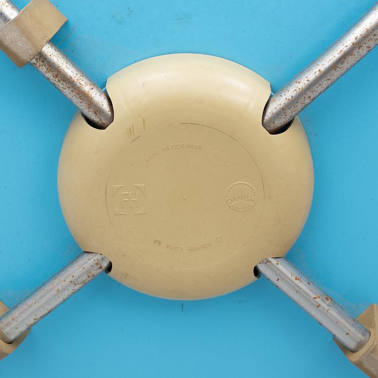 Arne Jacobsen, chairs 4 pcs, "Ant", Fritz Hansen, 1989.