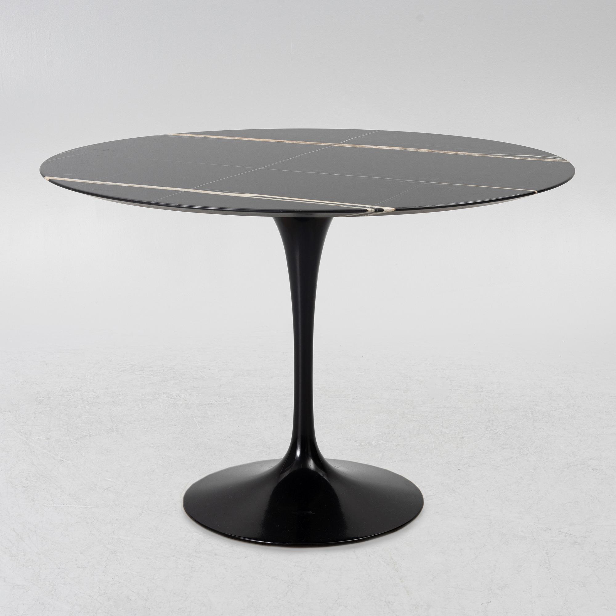 Eero Saarinen, dining table, "Tulip", Knoll Studio.