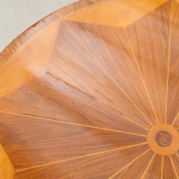 Coffee table, Art Deco, first half of the 20th century.