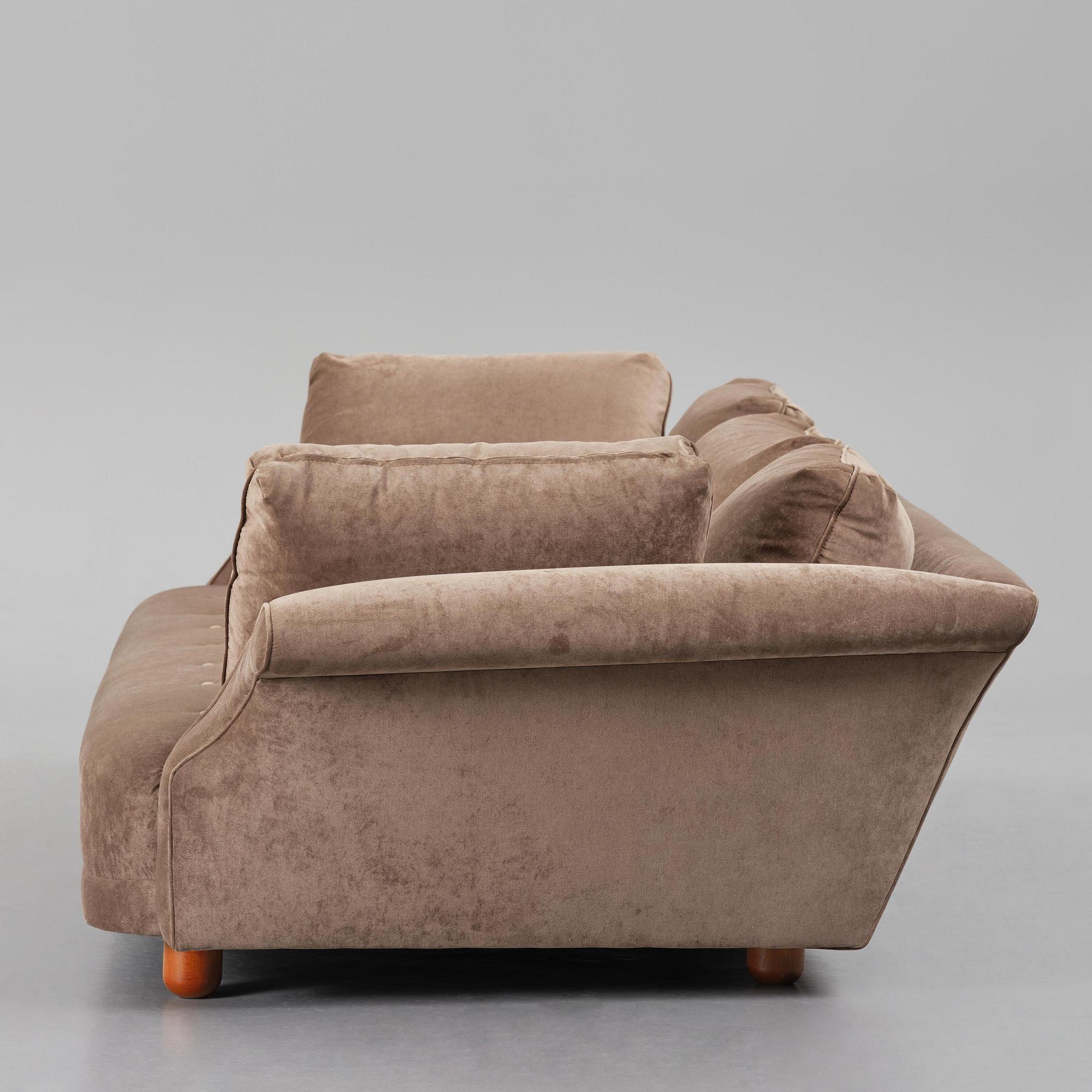 Josef Frank, a "Liljevalchs" sofa, Firma Svenskt Tenn.