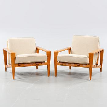 A pair of arm chairs by Svante Skogh, from the third qourter of the 20th century.
