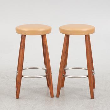 Hans J. Wegner, barstolar, ett par, "CH56", Carl Hansen & Son, Danmark, 2000-tal.