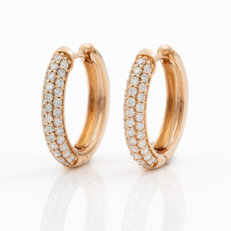 Hoop earrings 18K  gold with brilliant-cut diamonds.
