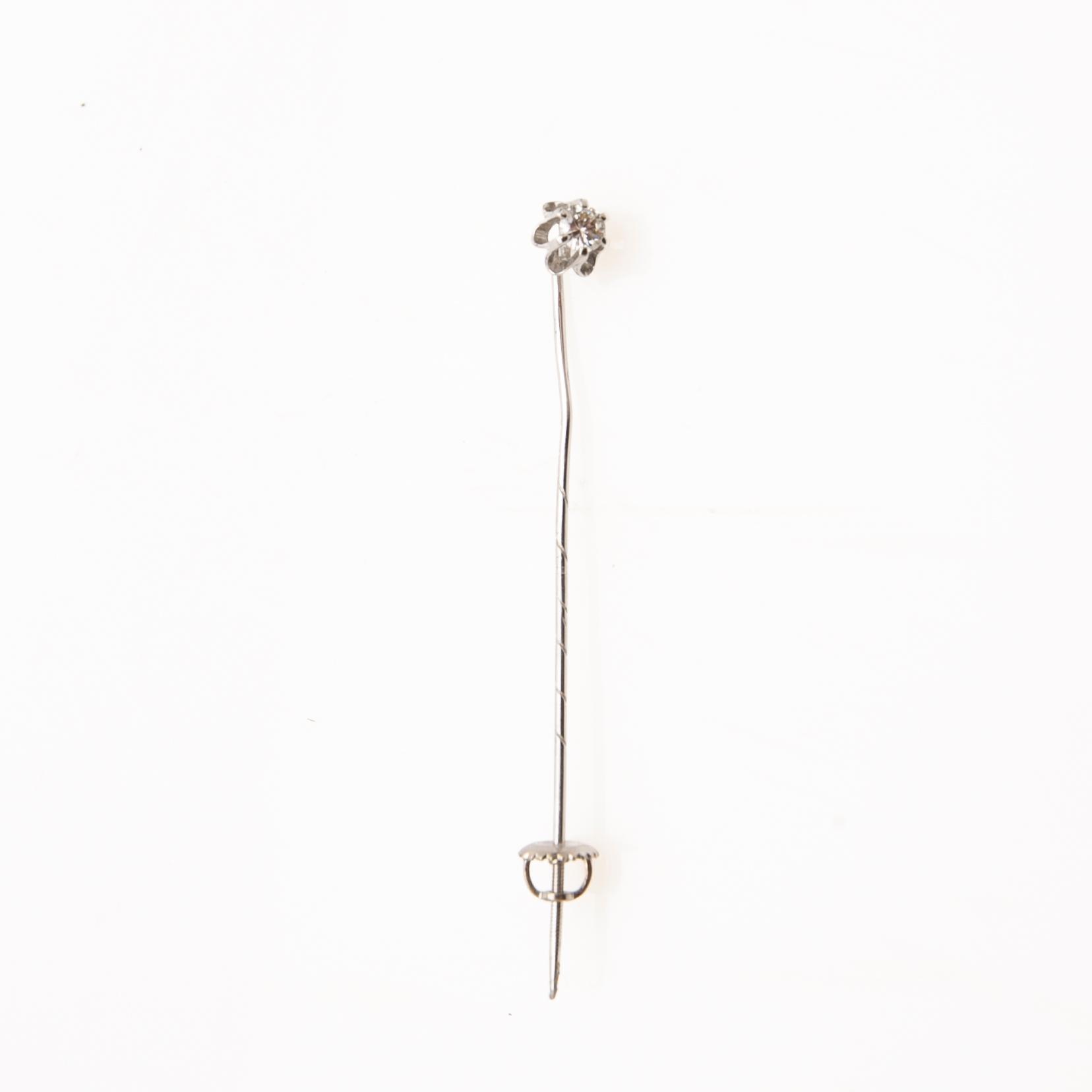 Brooch, 14K white gold with diamond, Axel Svensson, Malmö, 1989.