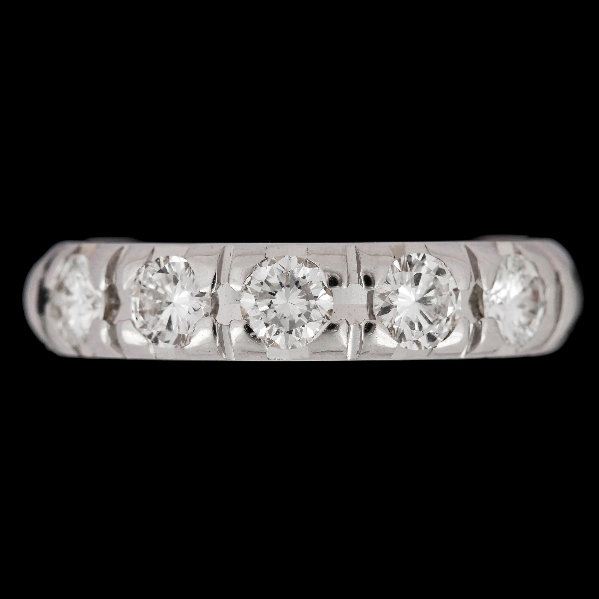 RING, 18k rodierat rödguld,5 briljantslipade diamanter tot ca0,85ct. GBA, Bergkvara, Sverige, 2000-tal. Vikt 7g.