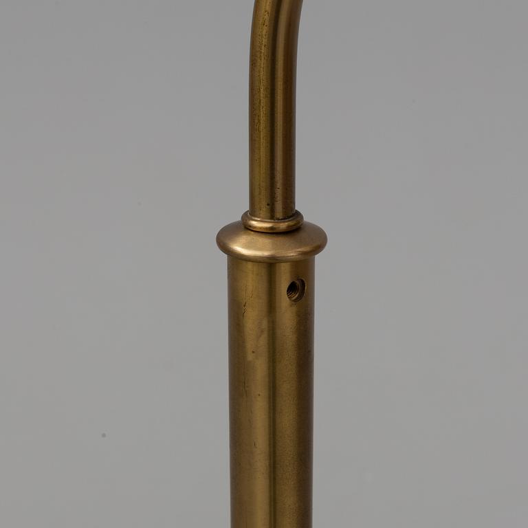JOSEF FRANK, floor light, 'Lilla kamelen', model 2568, second half of the 20th century.