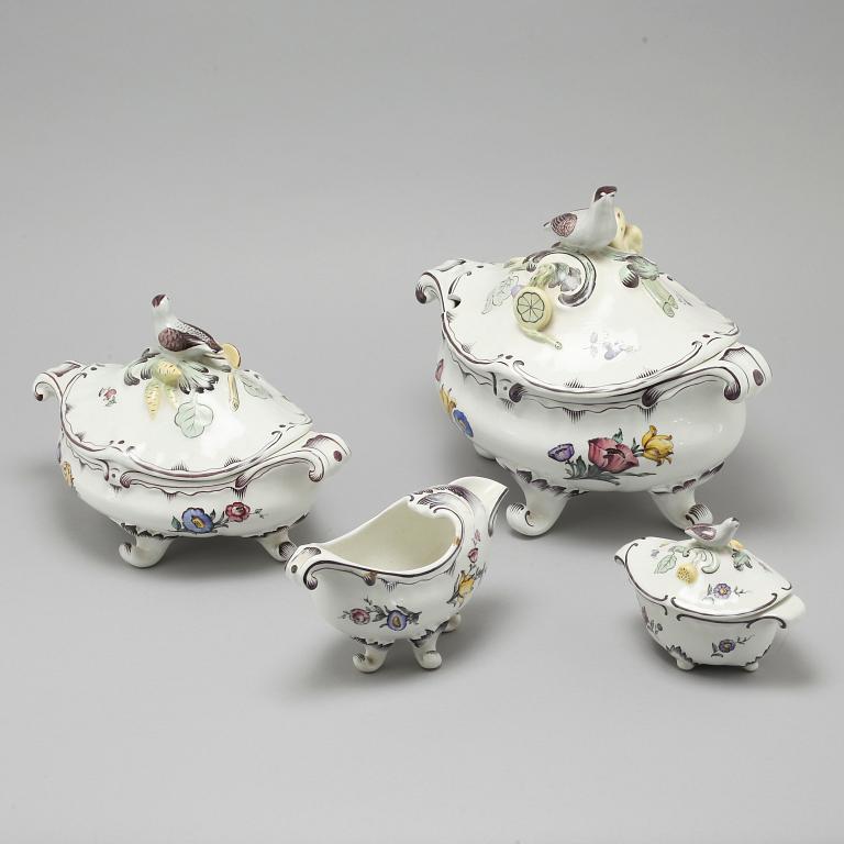 Four pieces of "Rörstrandia" porcelain from 1930-1956.