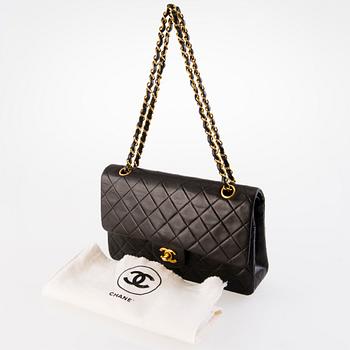 CHANEL, "Double Flap Bag", LAUKKU. 1994.