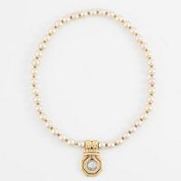 Pärlcollier med odlade pärlor, hänge 14K guld med briljantslipade diamanter.