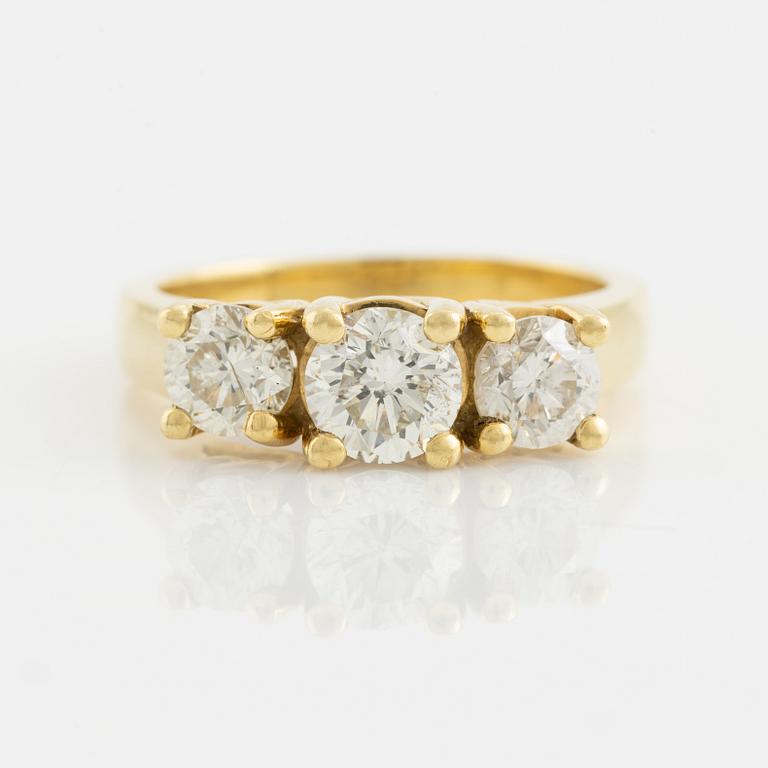 Three brilliant cut diamond ring.