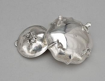 SOCKERSKRIN I MINIATYR, silver, rokokostil, svenska importstämplar, 1800/1900-tal. Vikt 114 g.