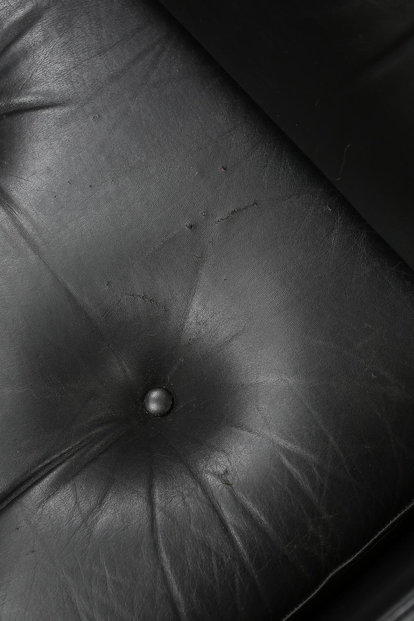 FÅTÖLJER, ett par, 1960-tal.