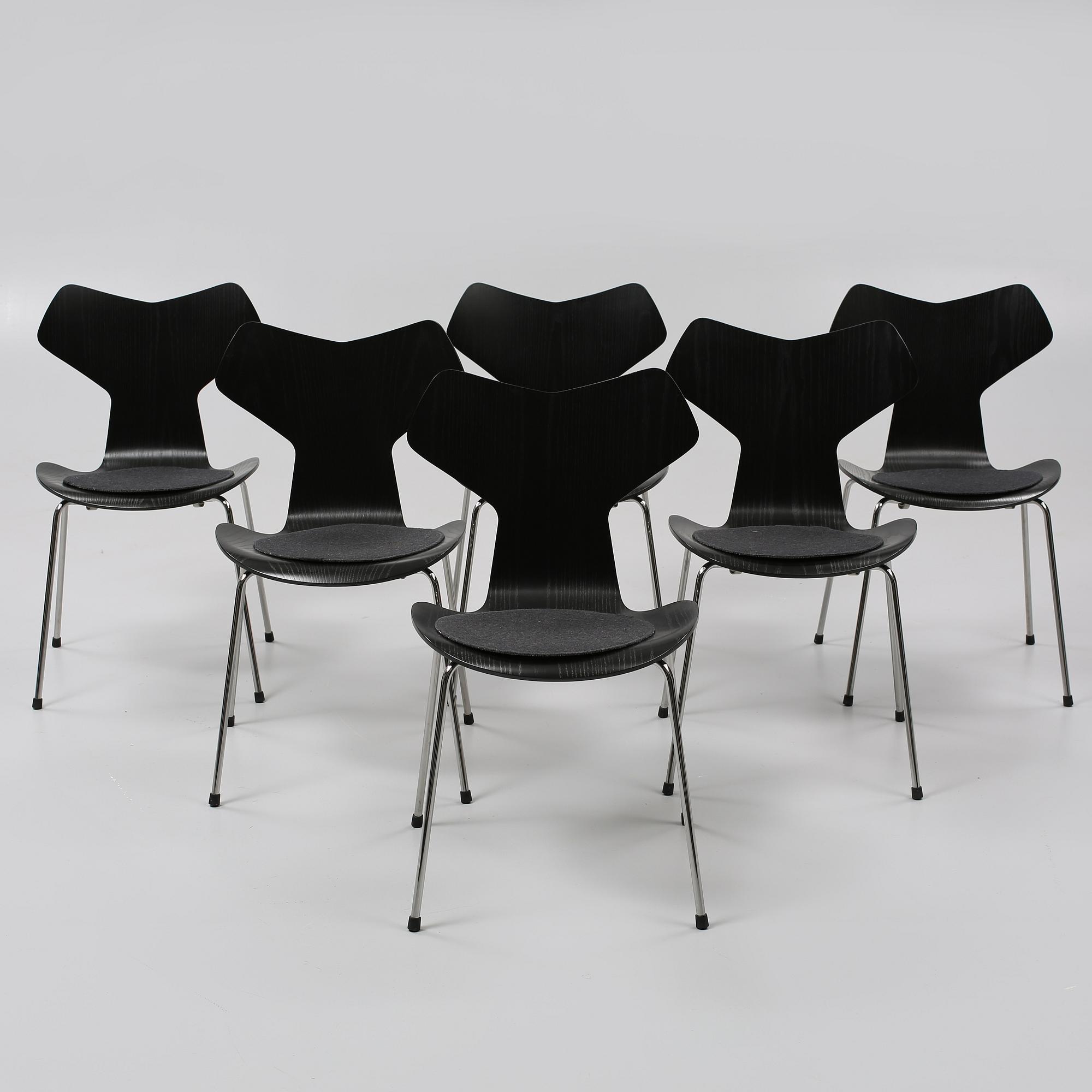 STOLAR, 6 st, "Grand Prix", Arne Jacobsen för Fritz Hansen, Danmark, 2000-tal.