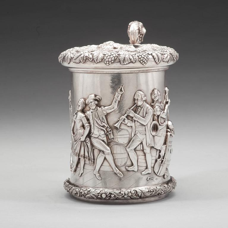 A Swedish 19th century parcel-gilt tankard, mark of Gustaf Folcker, Stockholm 1847.