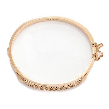 A 14K gold bracelet with single-cut diamonds, Kulta-Hamara Oy, Helsinki 1959.