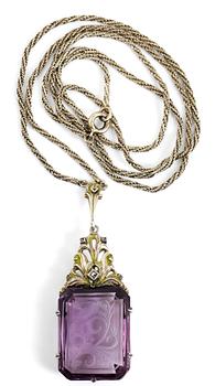 COLLIER, förgyllt silver, med ametist. Totalvikt ca 20 gram.