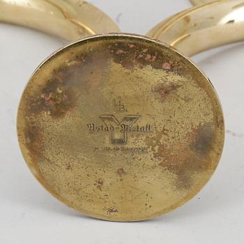 LJUSSTAKAR, 4st, mässing och glas, "Liljan", Ivar Ålenius Björk för Ystad-Metall, 1900-talets andra hälft.