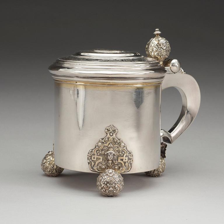 A Swedish 18th century parcel-gilt tankard, makers mark of Niclas Warneck, Karlstad 1741.