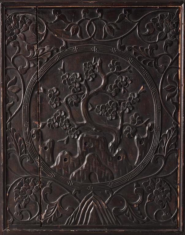 A Chinese wooden panel, Qing dynasty, 19th Century.