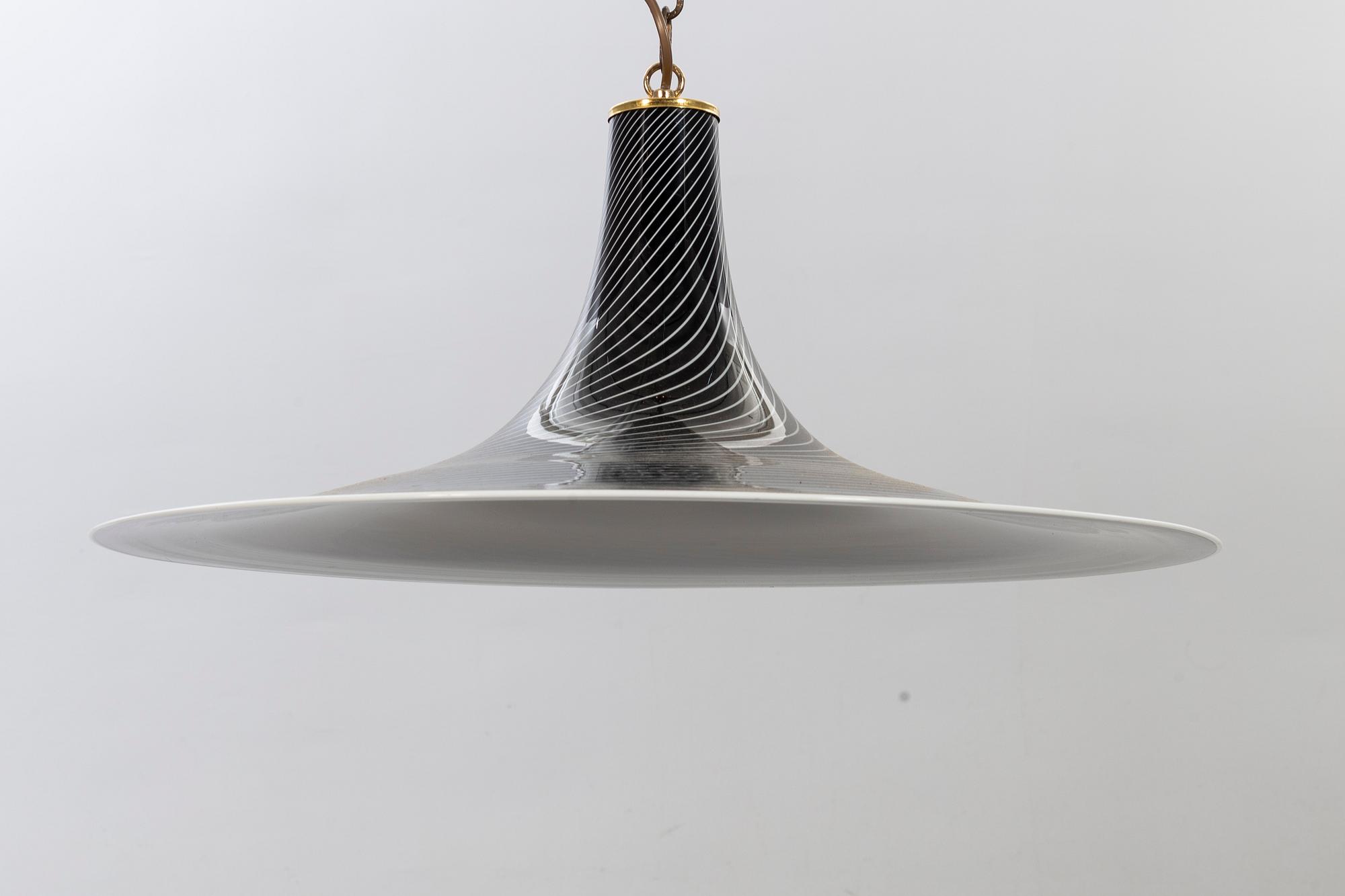 An 1970:s Italian ceiling lamp.