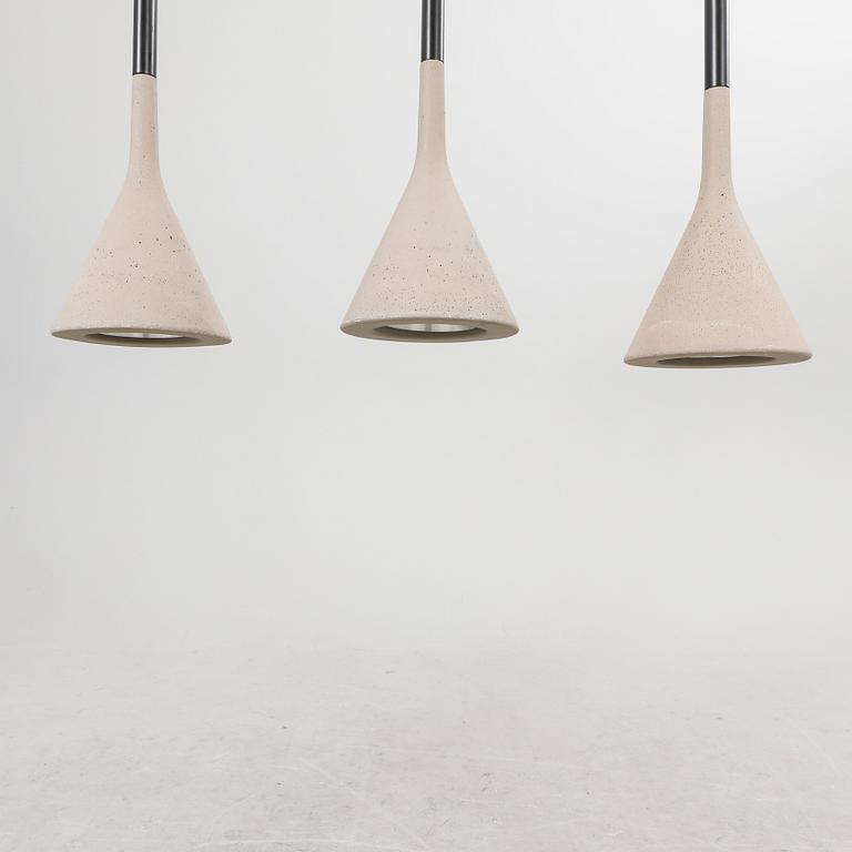 Lucidi & Pever, a set of three concrete Aplomb mini ceiling pendants for Fosvcarini 21st century.