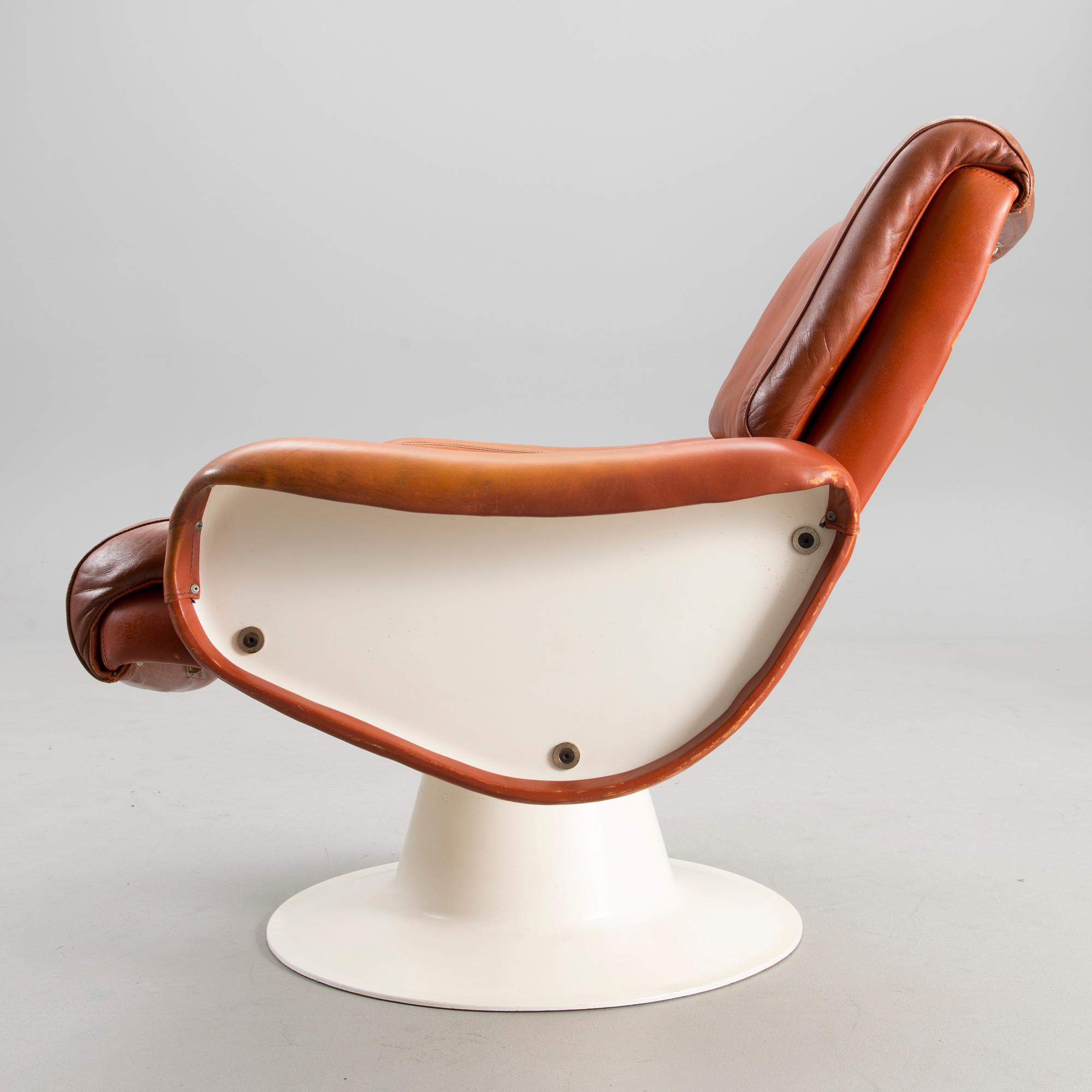 YRJÖ KUKKAPURO, NOJATUOLI, "Saturnus", Haimi.