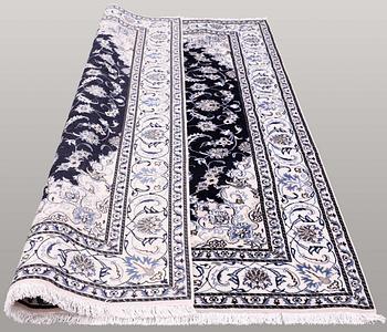 Matto, Nain part silk, ca 290 x 202 cm.