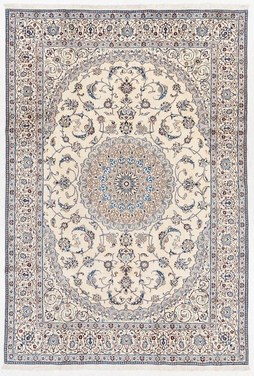 Carpet, Nain, approx. 290 x 200 cm.