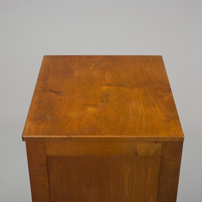 JALUSISKÅP, 1900-tal.