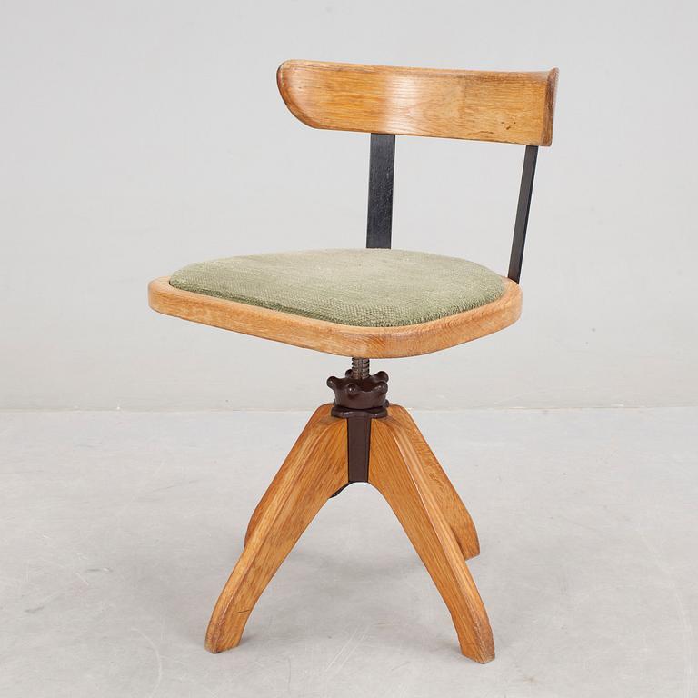 SKRIVBORDSSTOL, 1930/40-tal.