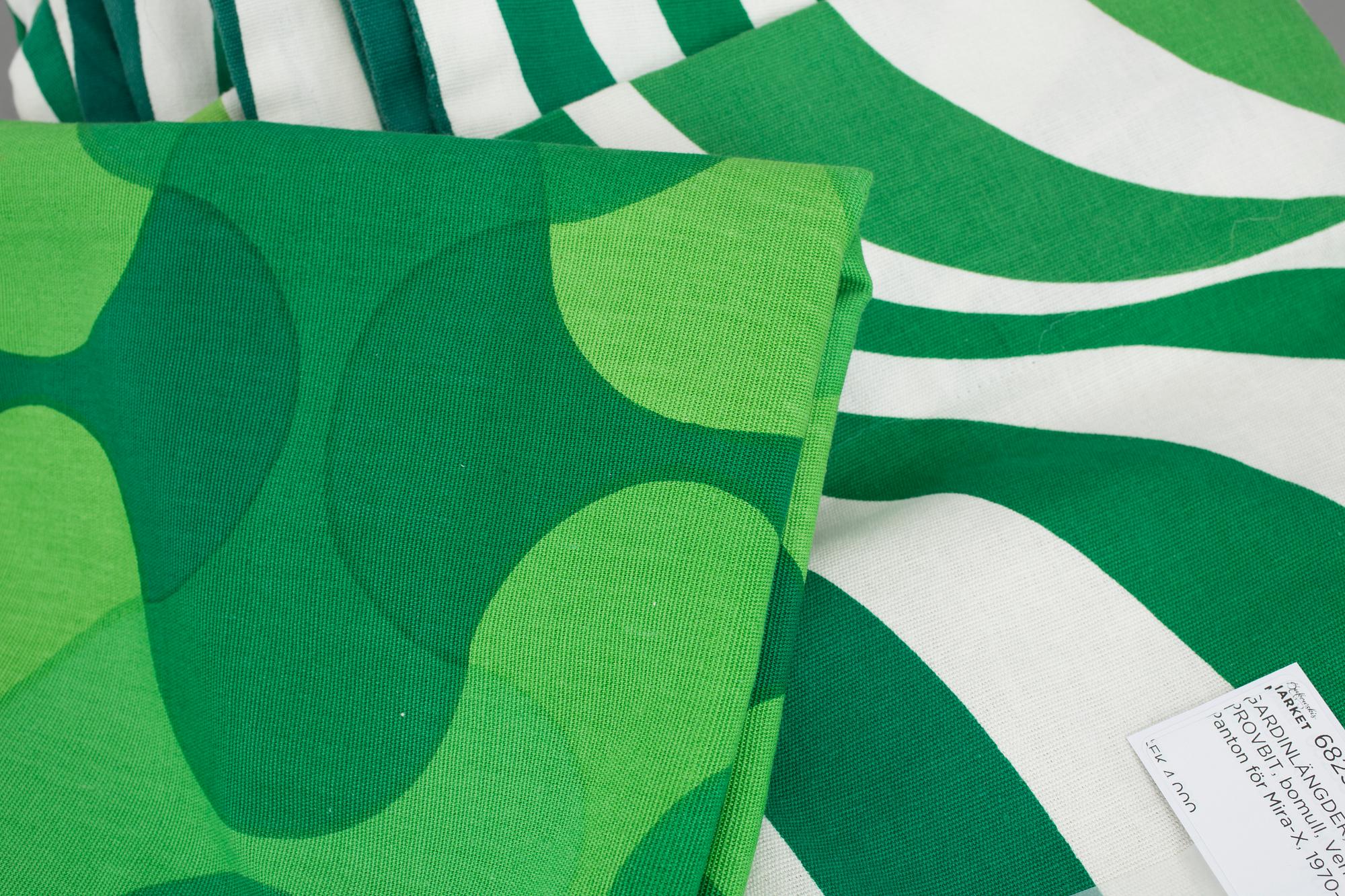 GARDINLÄNGDER, 2 st och PROVBIT, bomull, Verner Panton för Mira-X, 1970-tal.